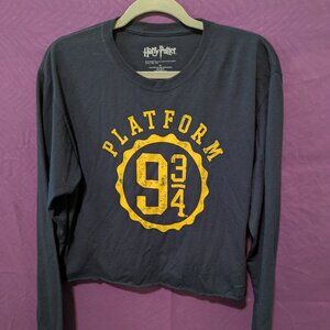 Cropped Platform 9 3/4 Long Sleeve Tee